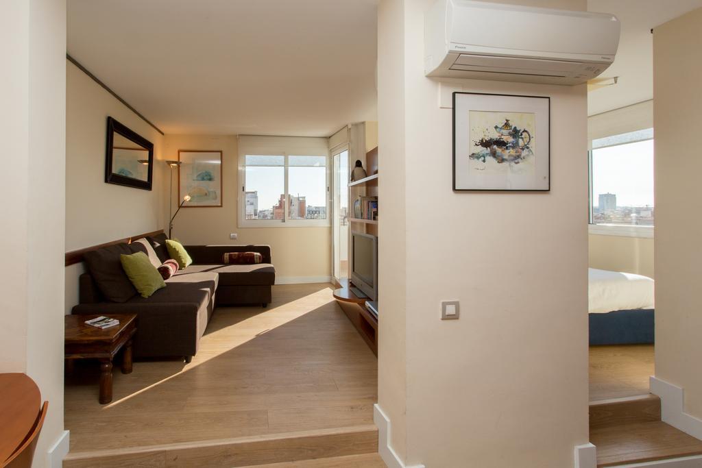 Gaudi Views Apartment Barcelona Zewnętrze zdjęcie
